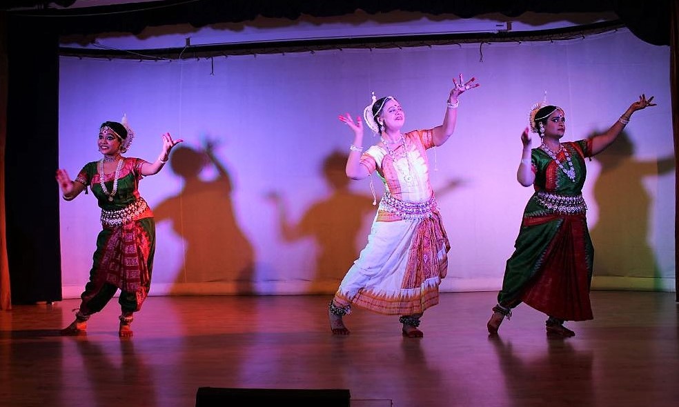 mohan-thi-mohan-sudhi-odissi