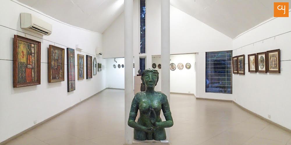 Bronze sculpture of The Green Lady at Kanoria Centre for Arts