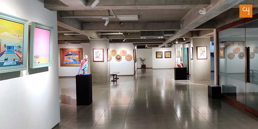 Group show of paintings and sculptures at Archer art centre