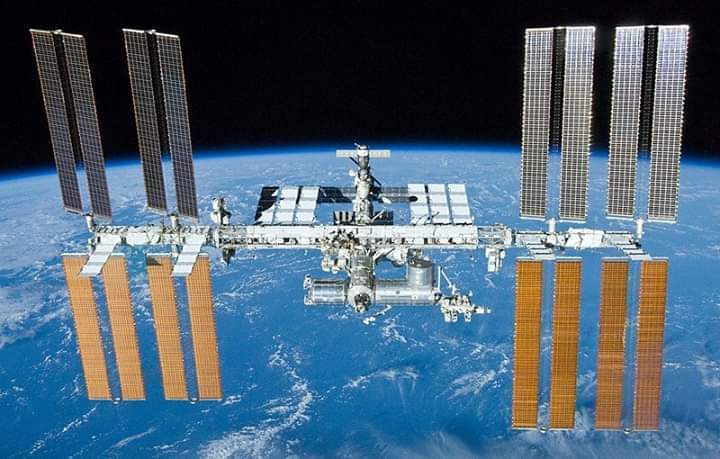 https://creativeyatra.com/wp-content/uploads/2020/03/Star-Gazing-See-the-ISS-International-Space-Station.jpg